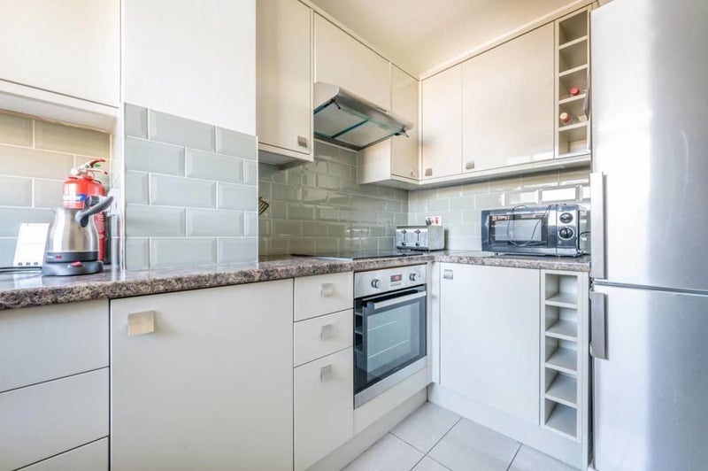 Additional image 5 of Room in a Shared Flat, Loughborough Street, SE11, N1 7GU