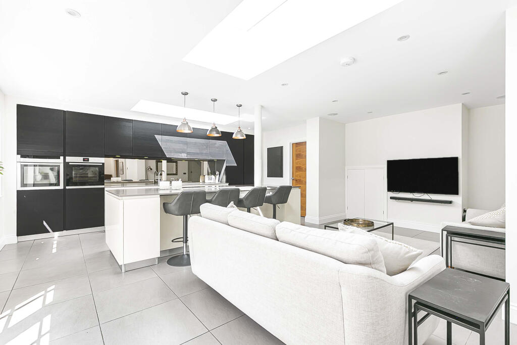 Additional image 6 of Russellcroft Road, Welwyn Garden City, Hertfordshire, AL8