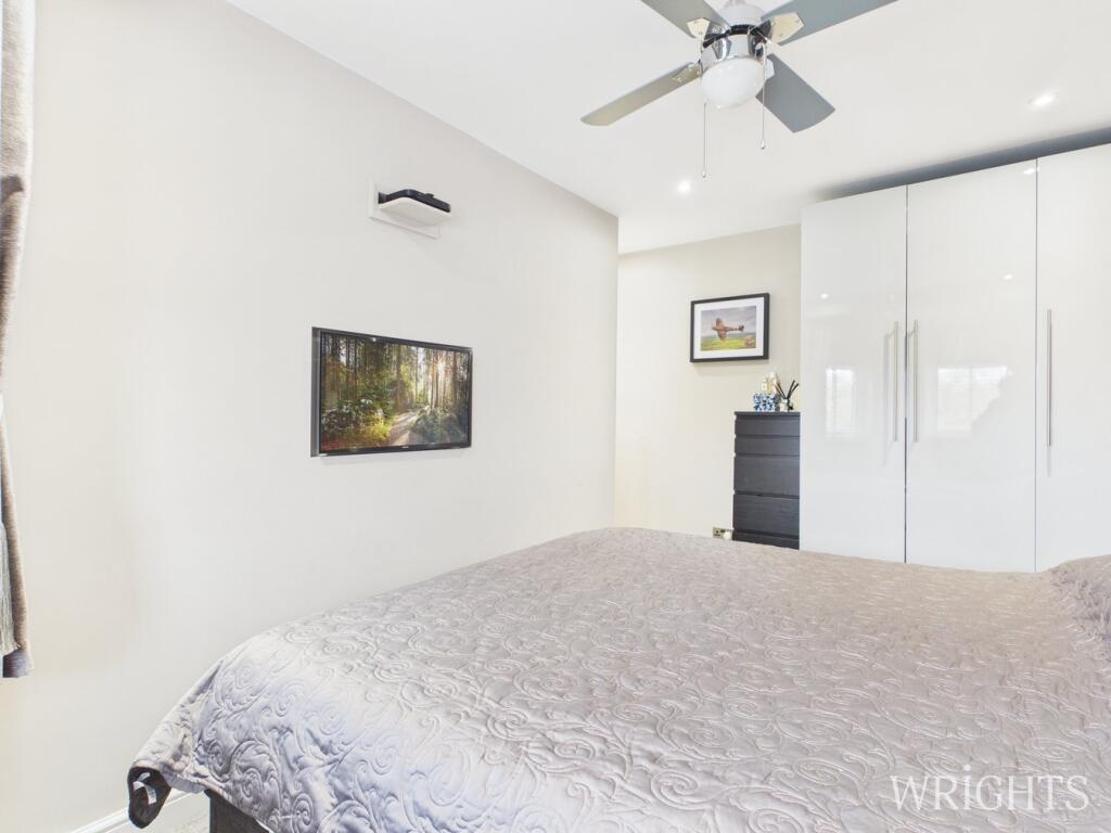 Additional image 13 of Broadwater Crescent, Welwyn Garden City, AL7