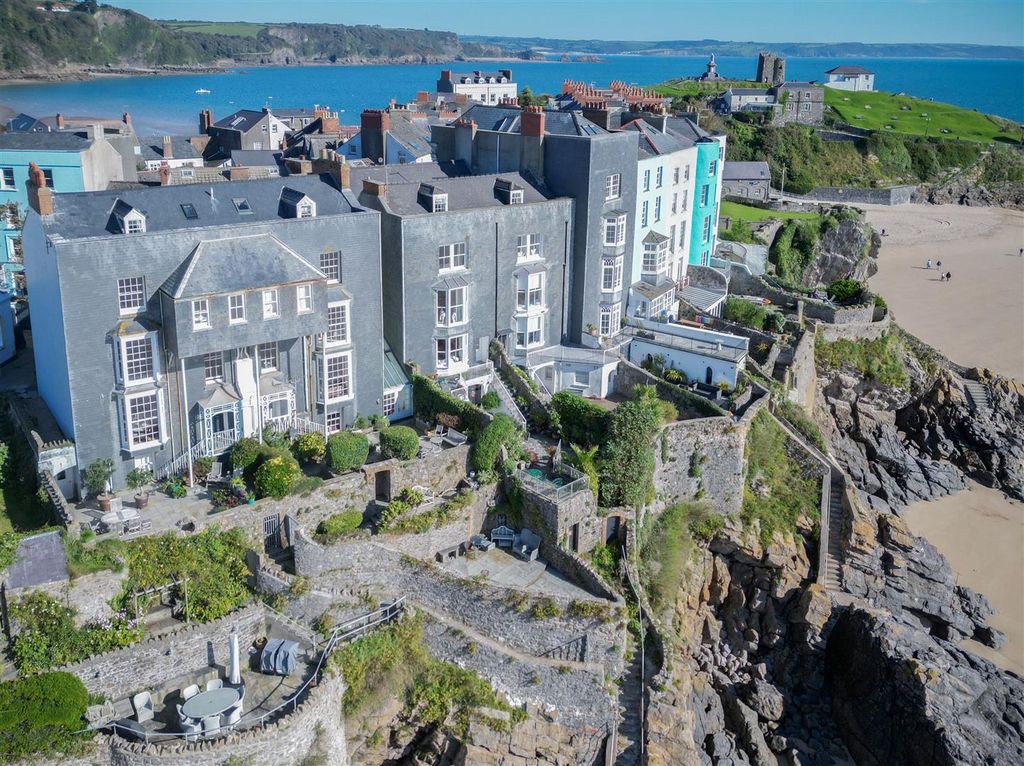 7 bed property for saleRock Terrace, St Julian Street, Tenby SA70
