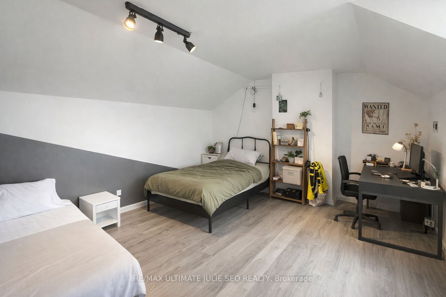 Additional image 5 of 2nd & 3rd Fl-867 Dundas Street W, Toronto, ON, M6J 1V6