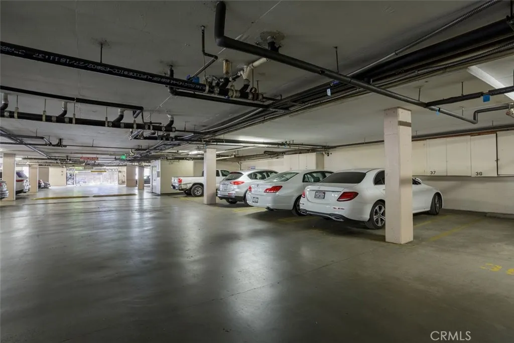 Additional image 70 of 1880 Veteran Avenue, Los Angeles, CA 90025