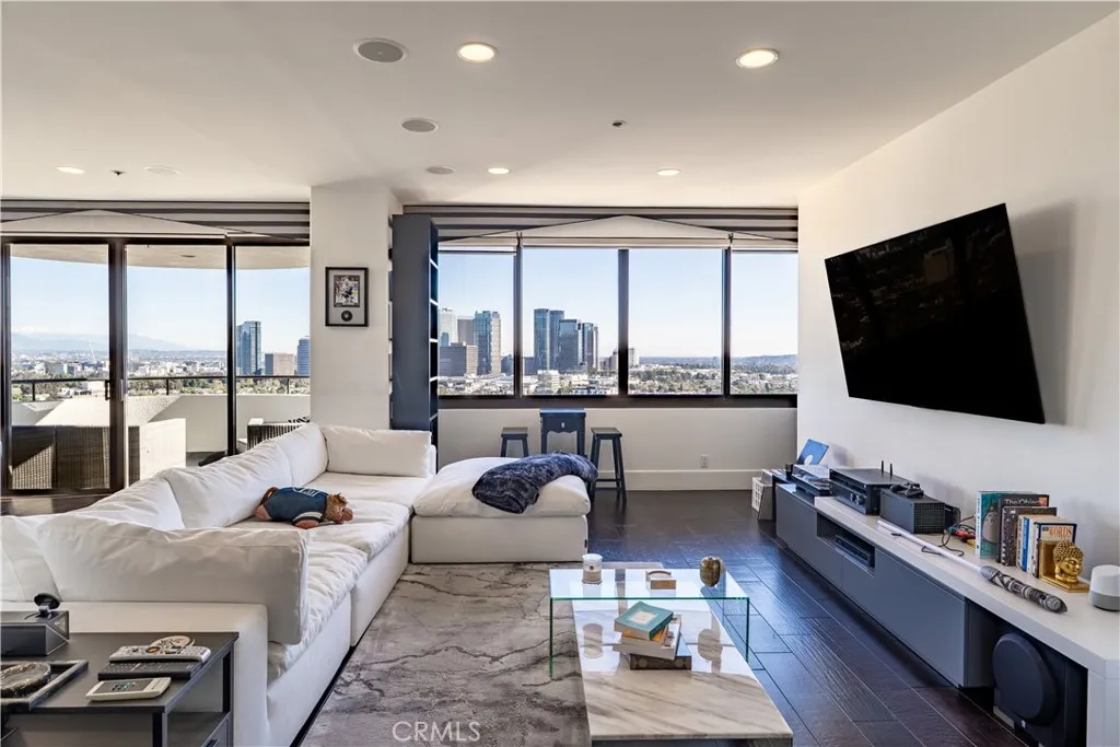 Additional image 12 of 10560 Wilshire Boulevard Unit 1706, Los Angeles, CA 90024