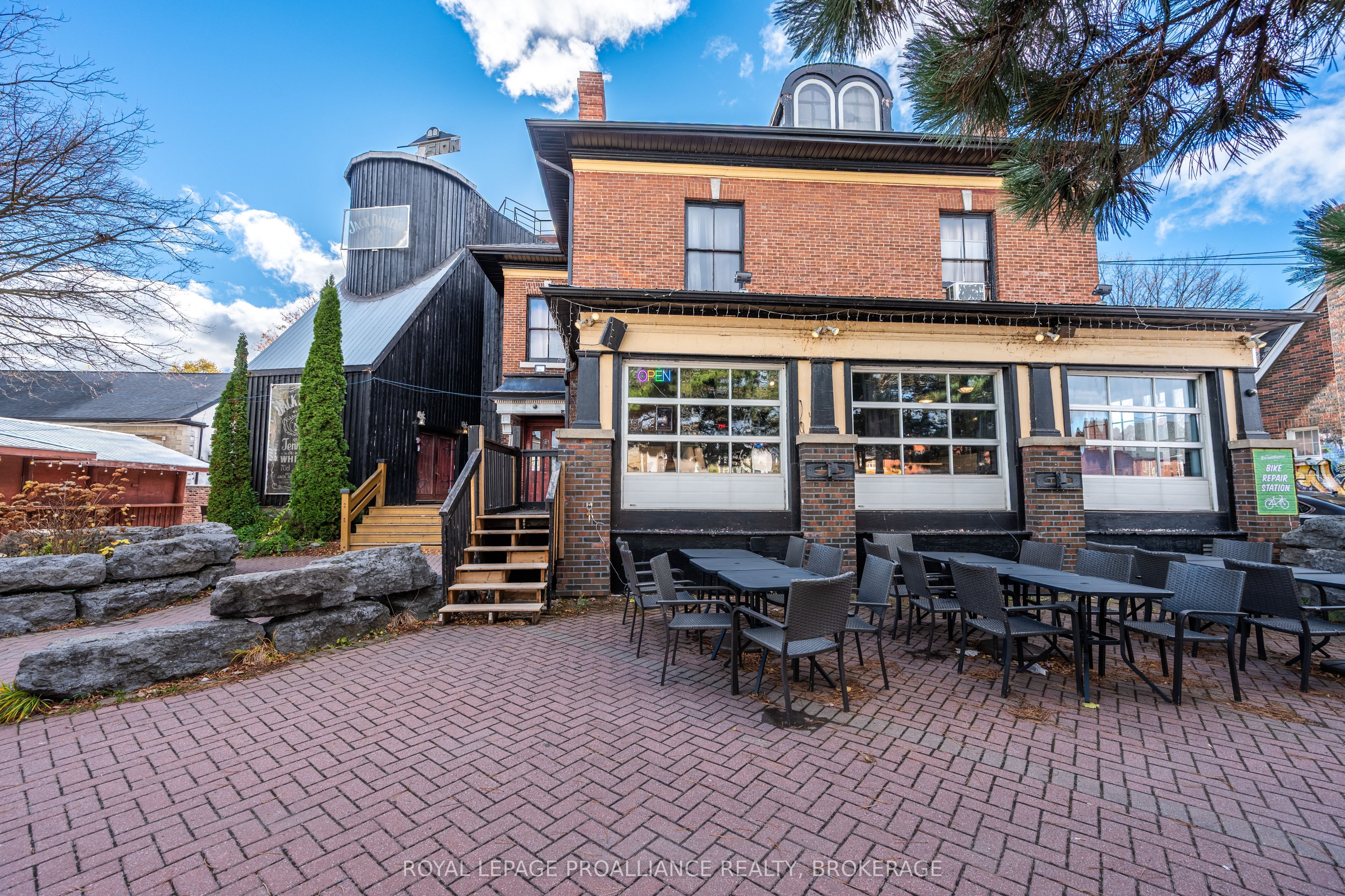 Additional image 3 of 506 Princess Street