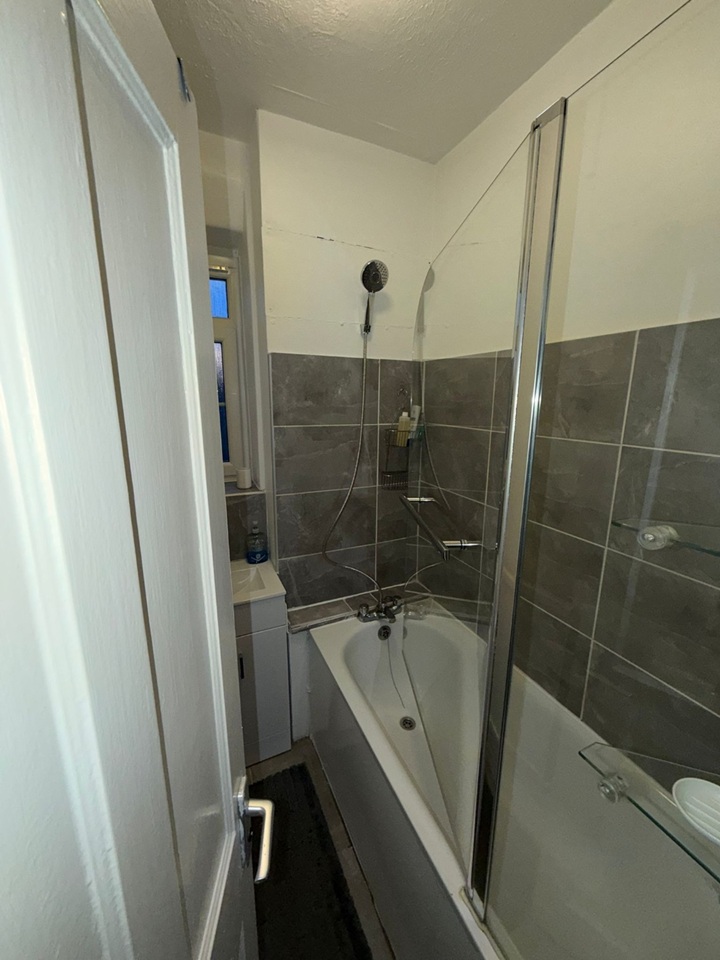 Additional image 7 of Studio Flat, Aylesford House, SE1, N1 7GU