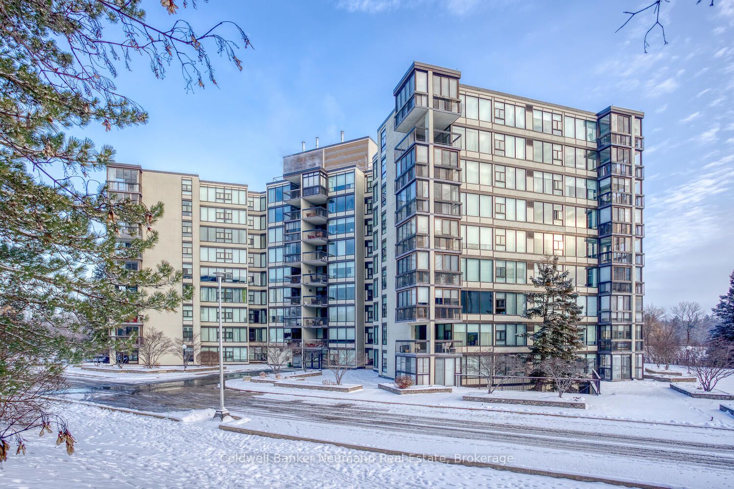 Additional image 3 of 205-23 Woodlawn Road E, Guelph, ON, N1H 7G6