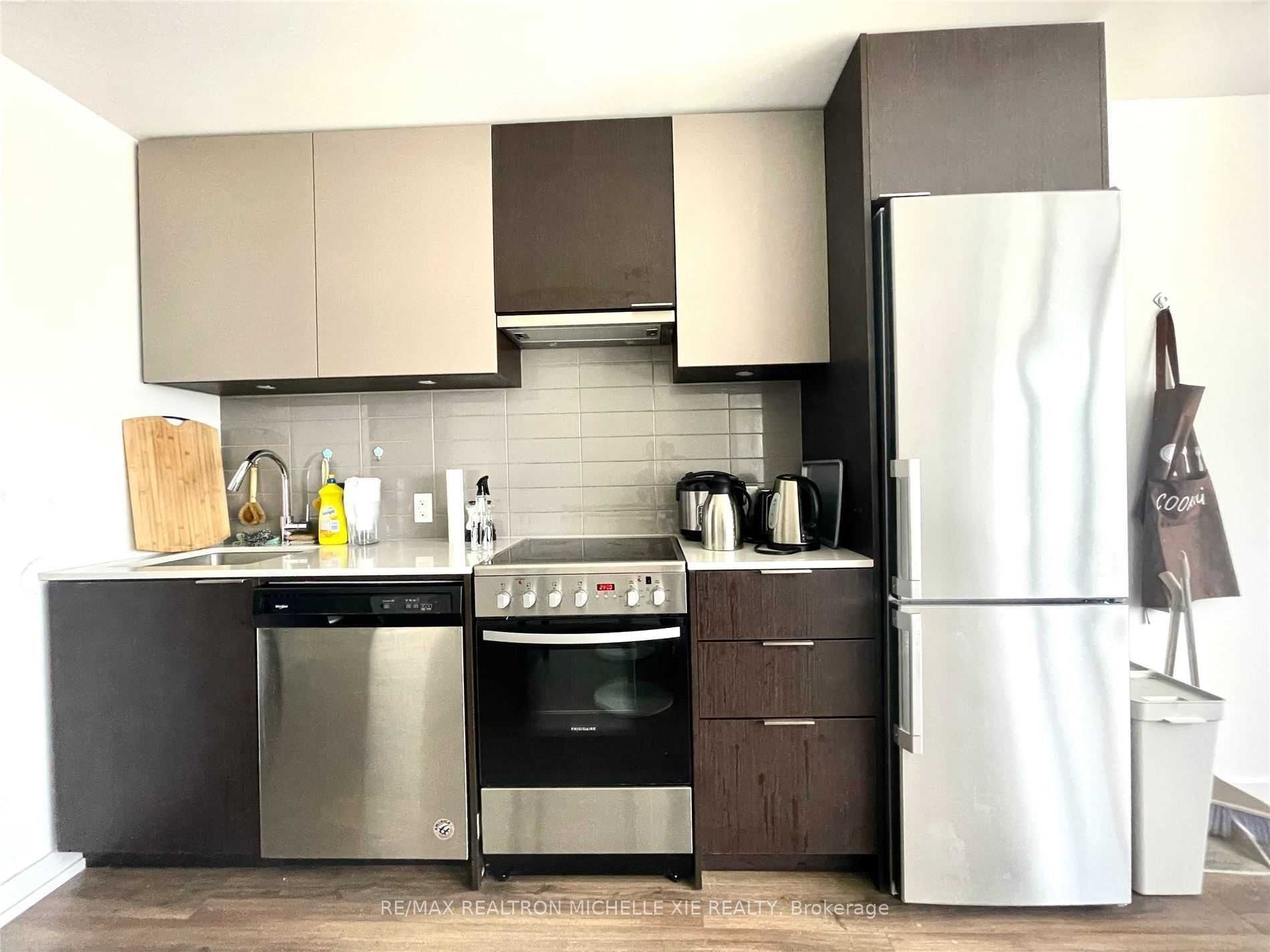 Additional image 3 of 2206-203 College Street, Toronto, ON, M5T 0C8
