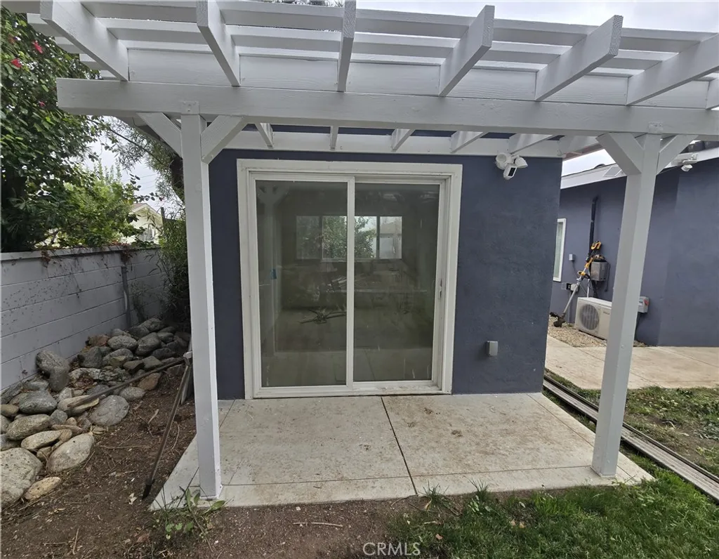 Additional image 22 of 896 Altura Way Unit A, Upland, CA 91786