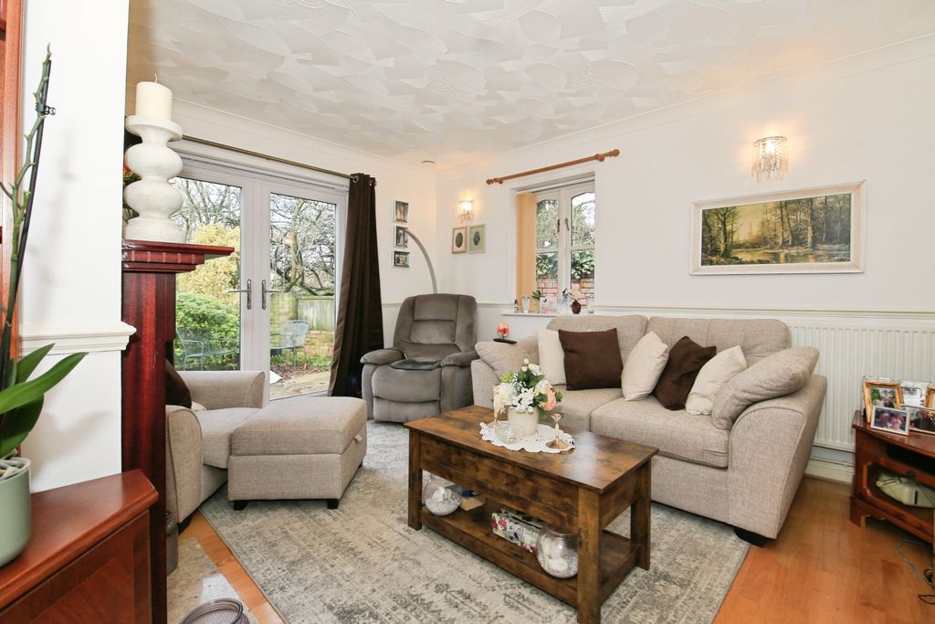 Additional image 15 of 7 bed detached house for saleSouth Street, Peterborough PE2