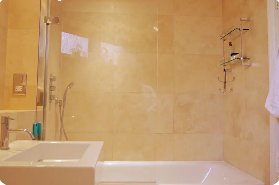 Additional image 12 of Room in a Shared Flat, Blazer Court, NW8, N1 7GU