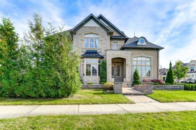 upper-51 Degrey Drive, Brampton, ON, L6P 3X7