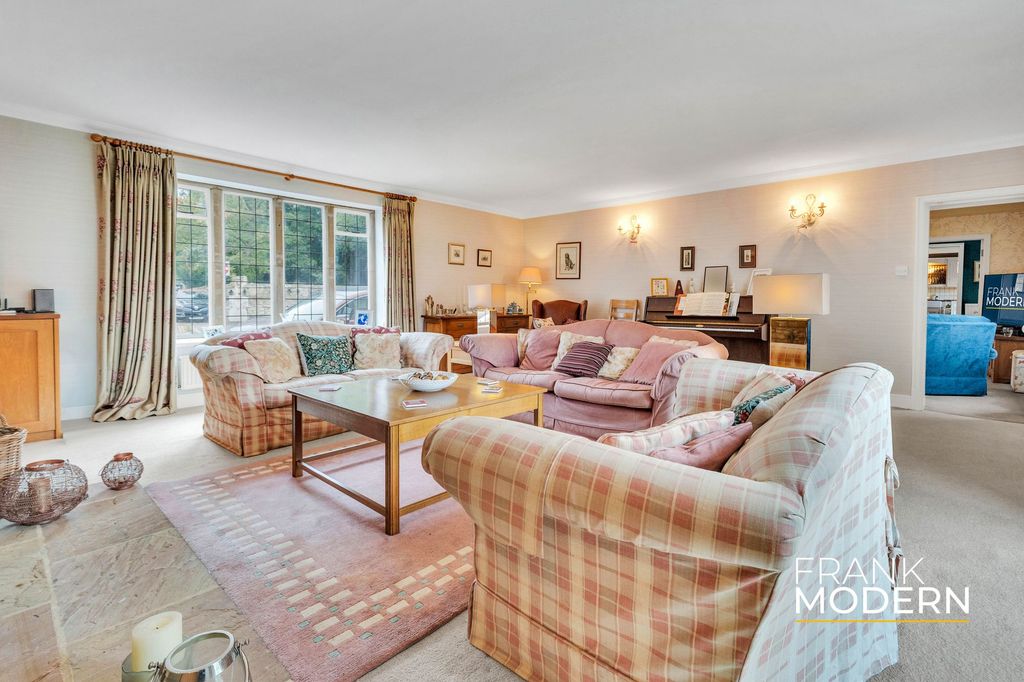 Additional image 8 of 5 bed semi-detached house for saleAbbey Place, Thorney PE6