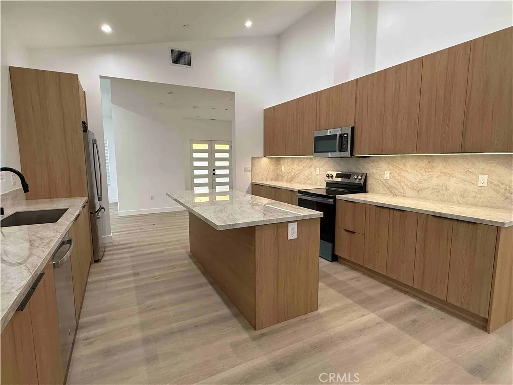 Additional image 10 of 9128 Balcom Avenue, Northridge, CA 91325