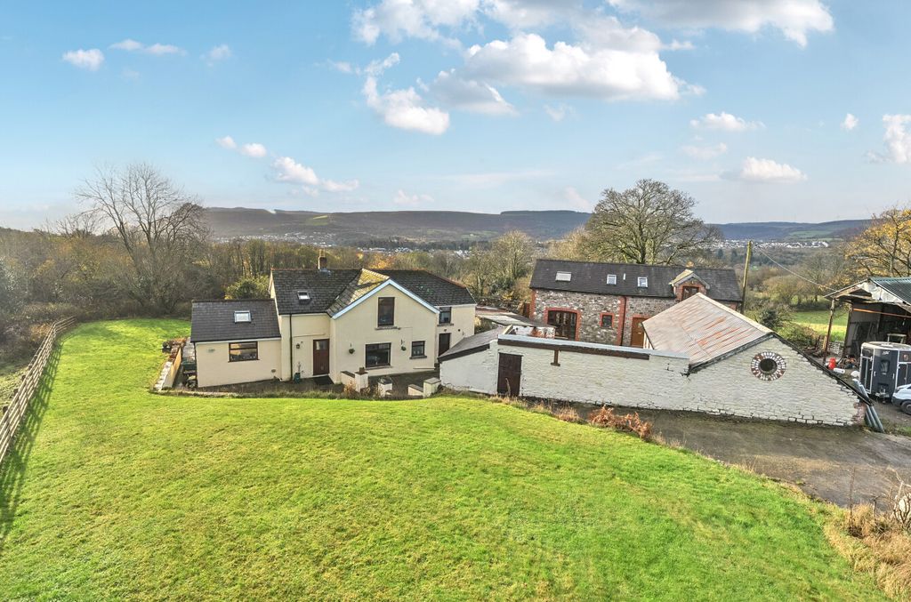 Additional image 3 of 4 bed detached house for saleWaun Row, Llwydcoed, Aberdare CF44