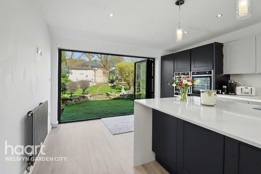 Additional image 8 of Gorse Close, Hatfield