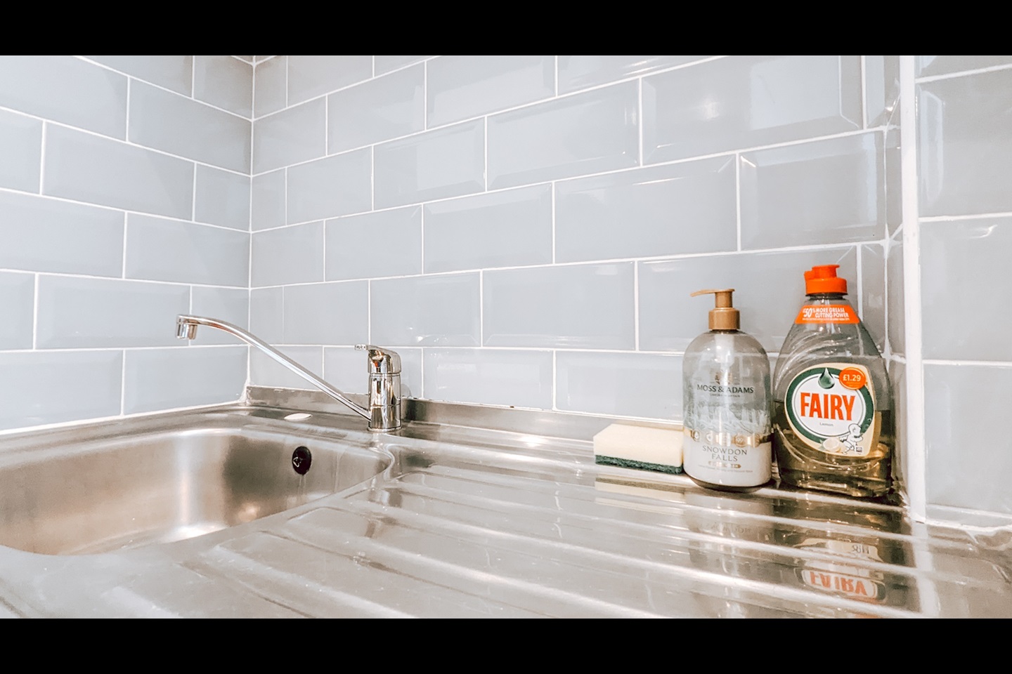 Additional image 3 of Studio Flat, Gloucester Terrace, W2, N1 7GU