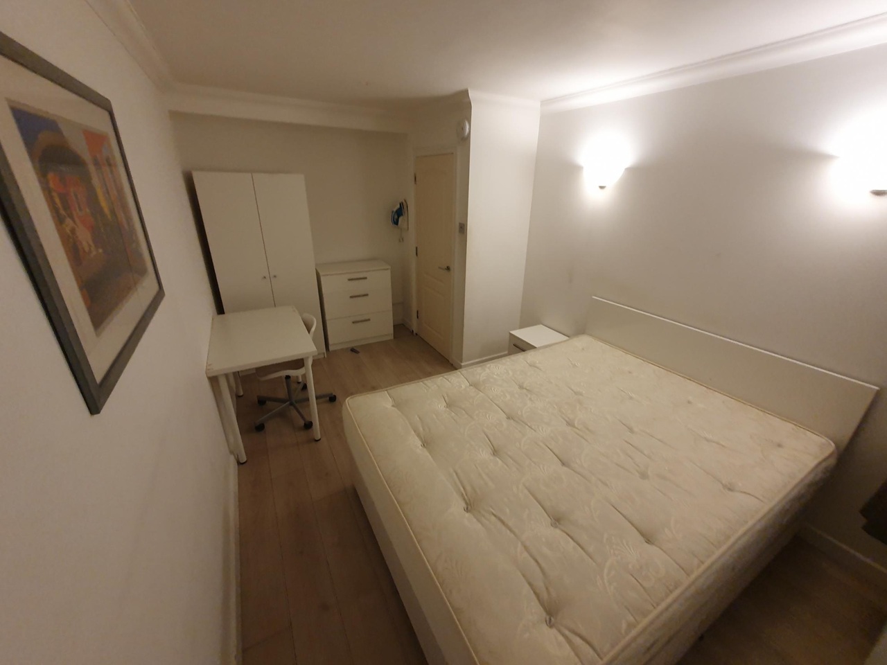 Additional image 13 of Room in a Shared Flat, Fitzroy Street, W1T, N1 7GU