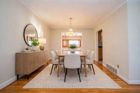 Additional image 8 of 9 Caronport Crescent, Toronto, ON, M3A 1G9