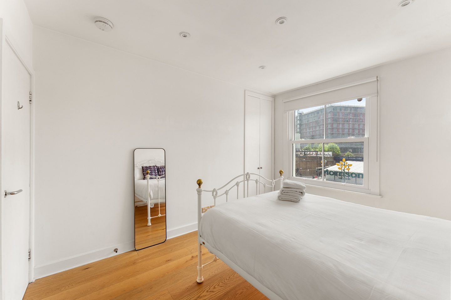 Additional image 20 of 1 Bed Flat, Chalk Farm Road, NW1, N1 7GU