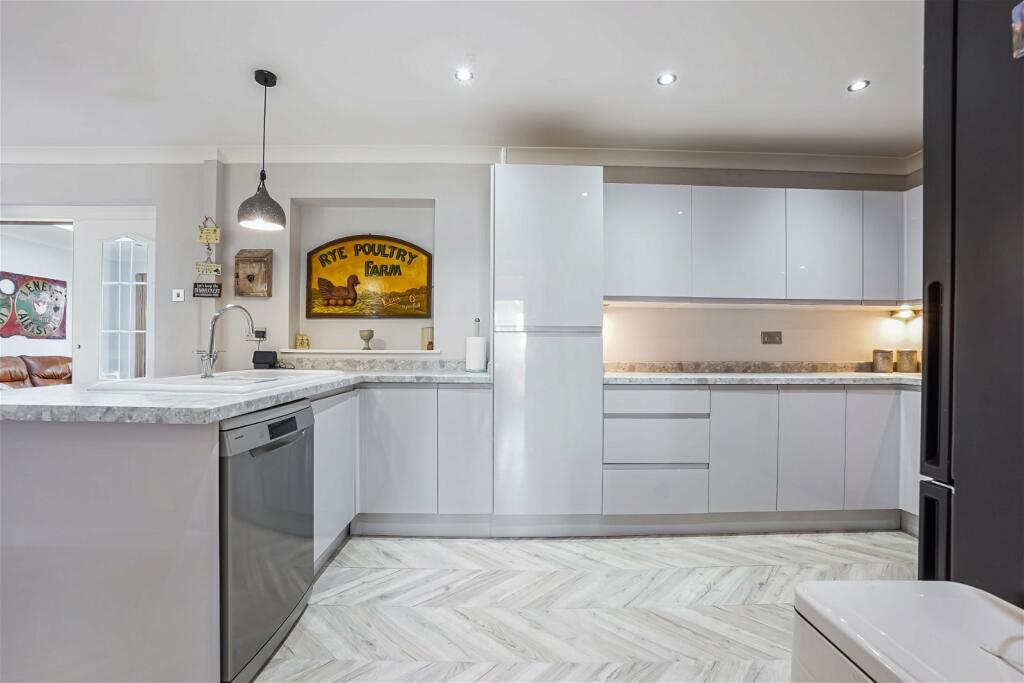 Additional image 5 of Citadel Heights CT17