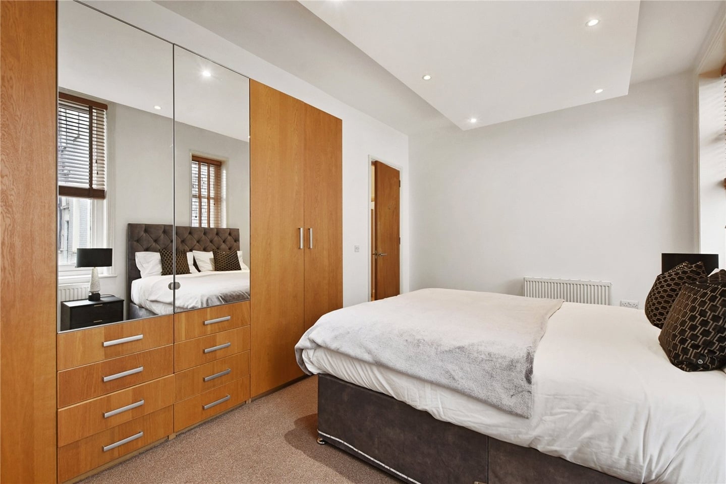 Additional image 5 of 1 Bed Flat, Weymouth Mews, W1G, N1 7GU