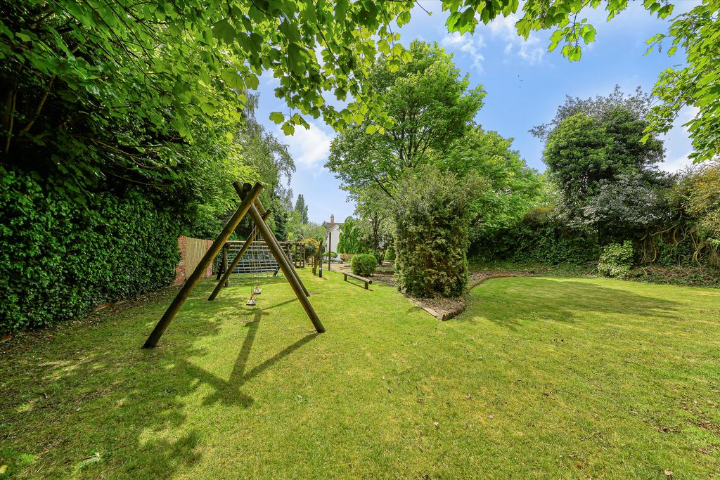 Additional image 36 of 6 bed detached house for saleWoodbourne Road, Harborne, Birmingham B17