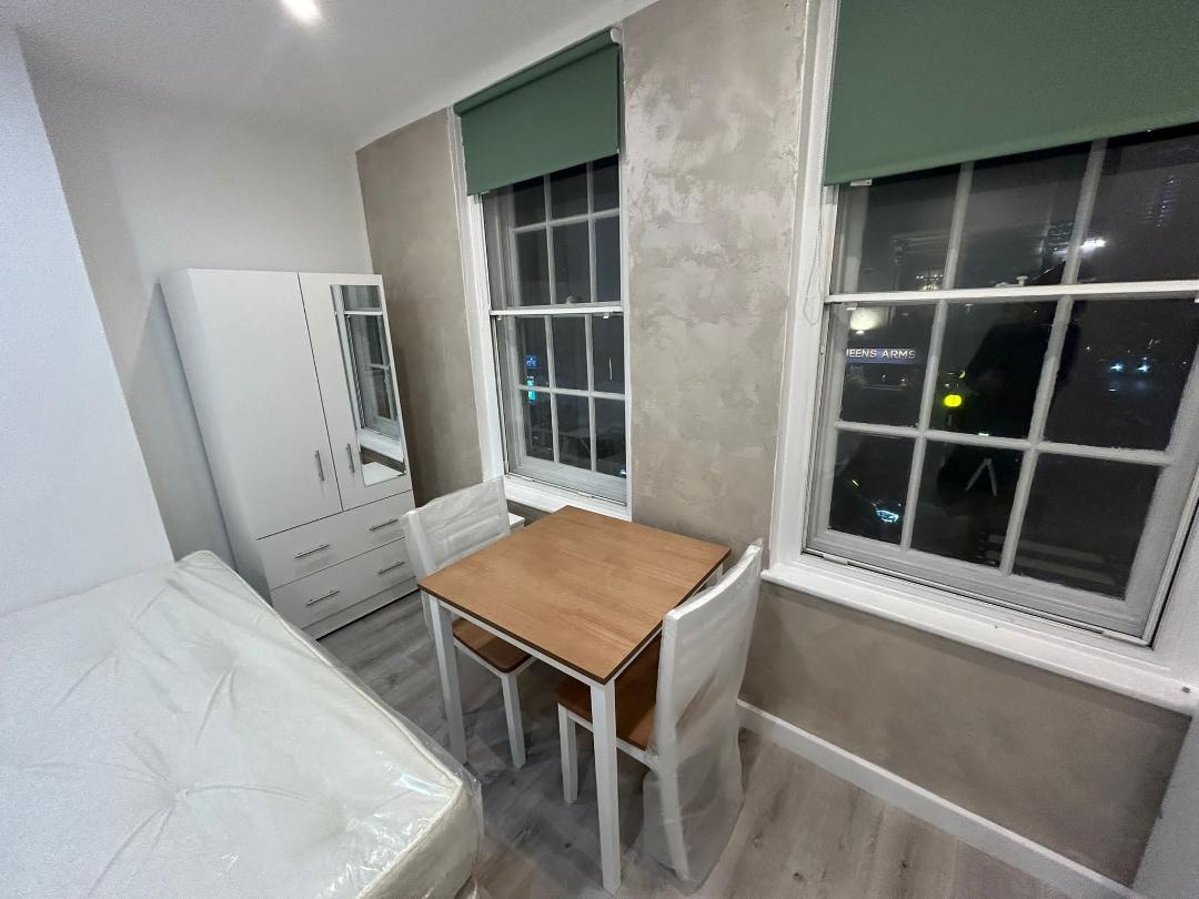 Additional image 14 of Studio Flat, London, SW1V, N1 7GU