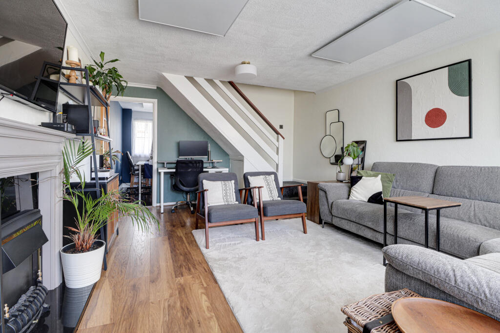 Additional image 3 of High Street, London Colney, AL2