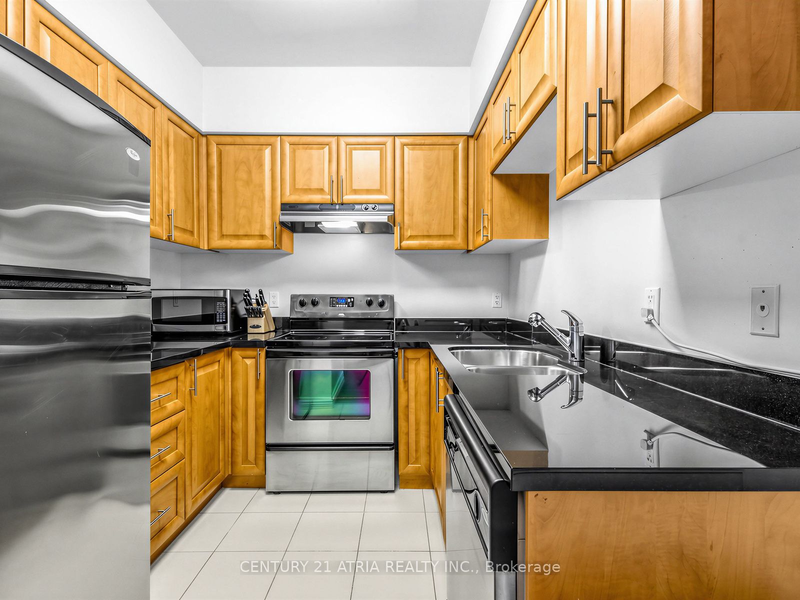 Additional image 6 of 601-263 Wellington Street W, Toronto, ON, M5V 3P9