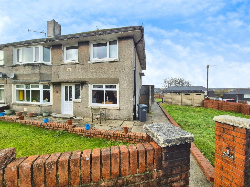 2 bed flat for saleTredegar Road, Ebbw Vale NP23