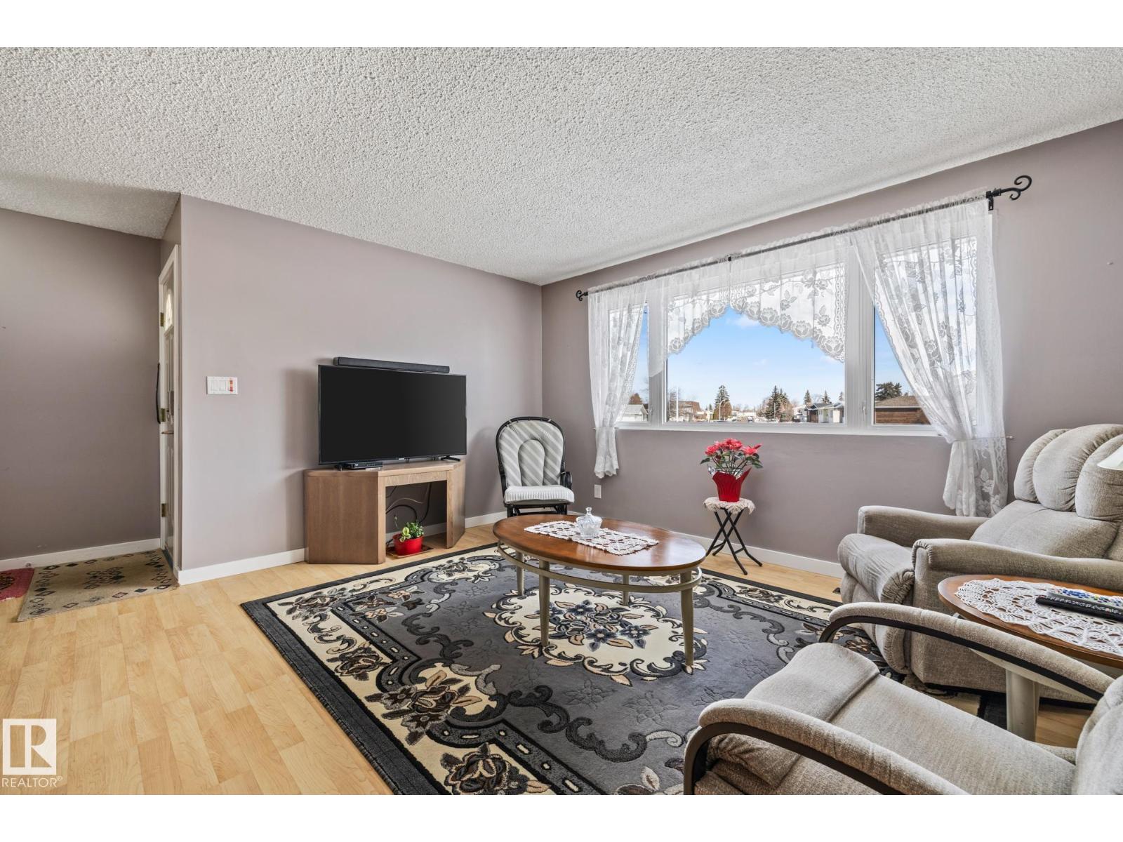 Additional image 3 of 11431 149 Avenue NW, Edmonton, AB, T5X1B9