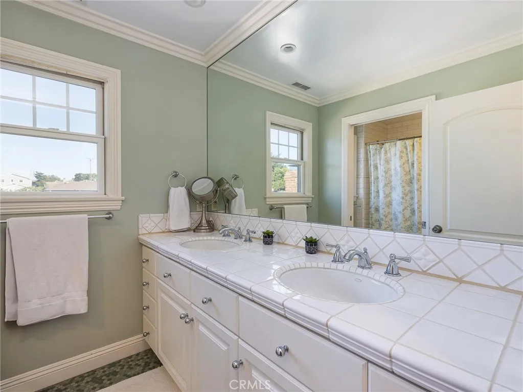 Additional image 91 of 1201 E Pine Ave, El Segundo, CA 90245