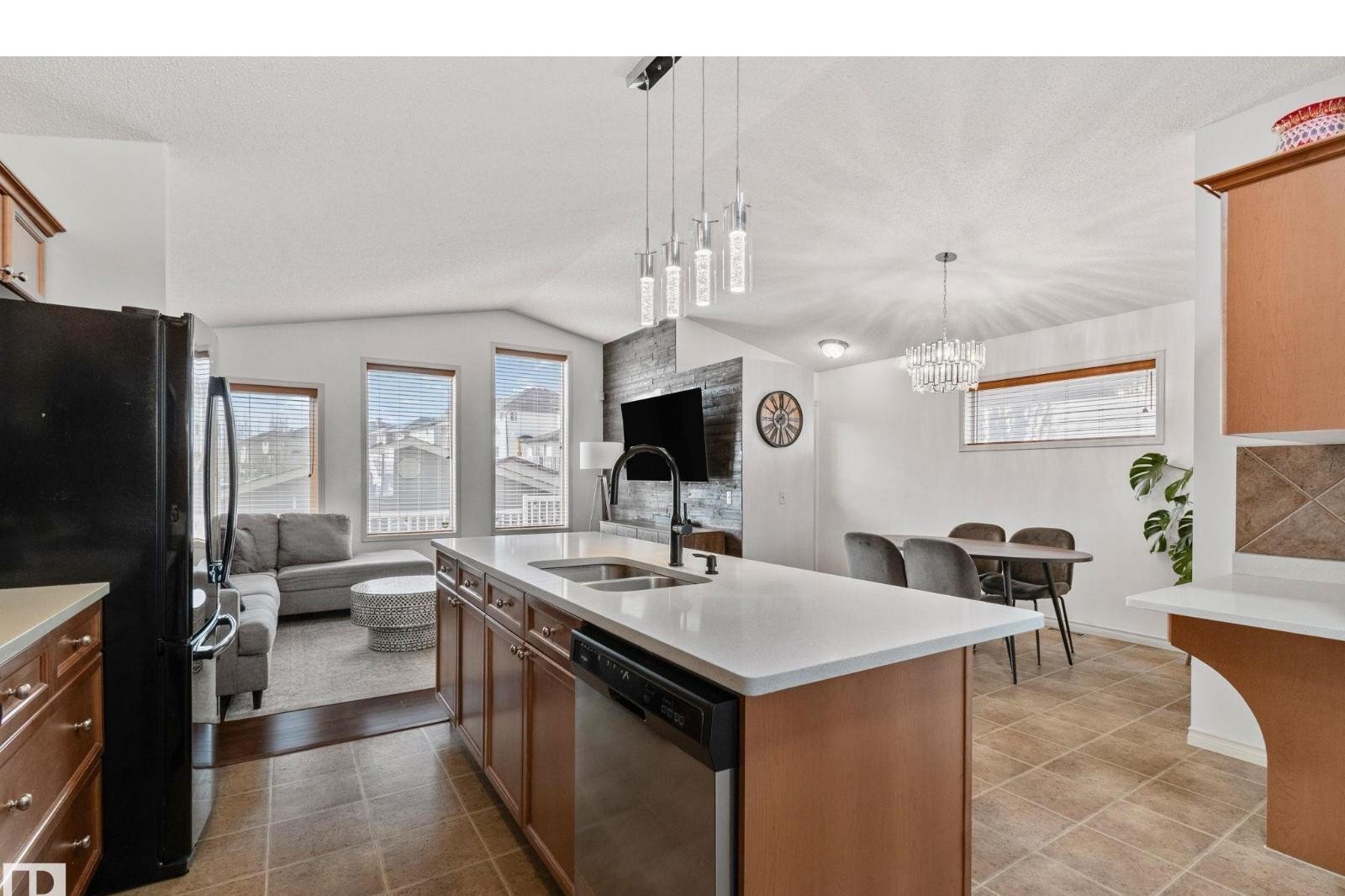 Additional image 8 of 4751 156 Avenue NW, Edmonton, AB, T5Y0B6