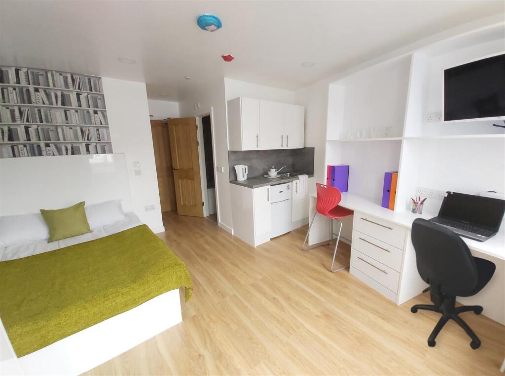 Additional image 9 of Tiverton Road