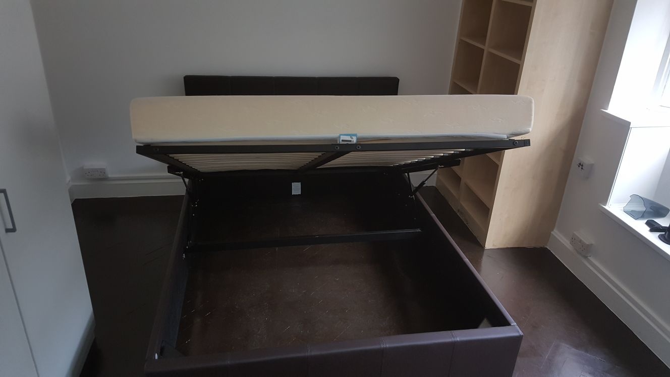 Additional image 7 of 2 Bed Flat, Gower Mews Mansions, WC1E, N1 7GU