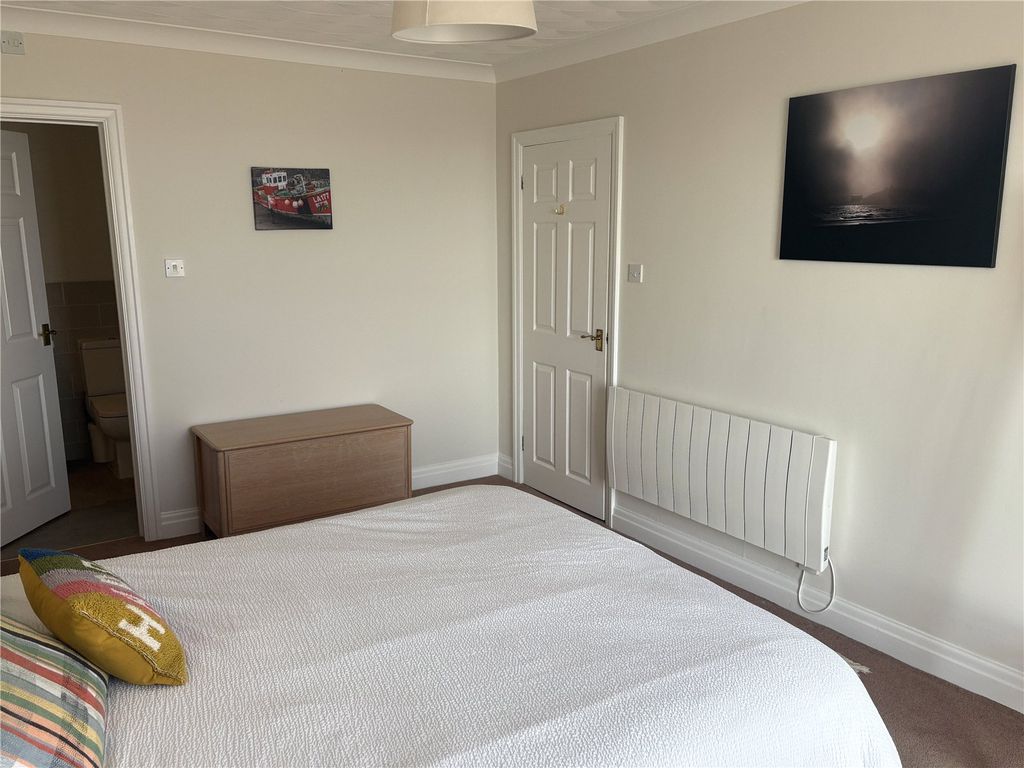 Additional image 9 of 2 bed flat for saleThe Croft, Tenby, Pembrokeshire SA70