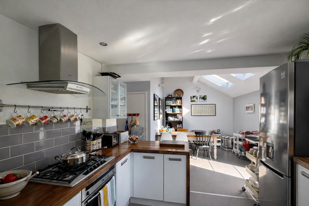 Additional image 7 of 4 bed property for saleSpacious & Airy Dormer Bungalow, Birch Avenue, Clevedon BS21