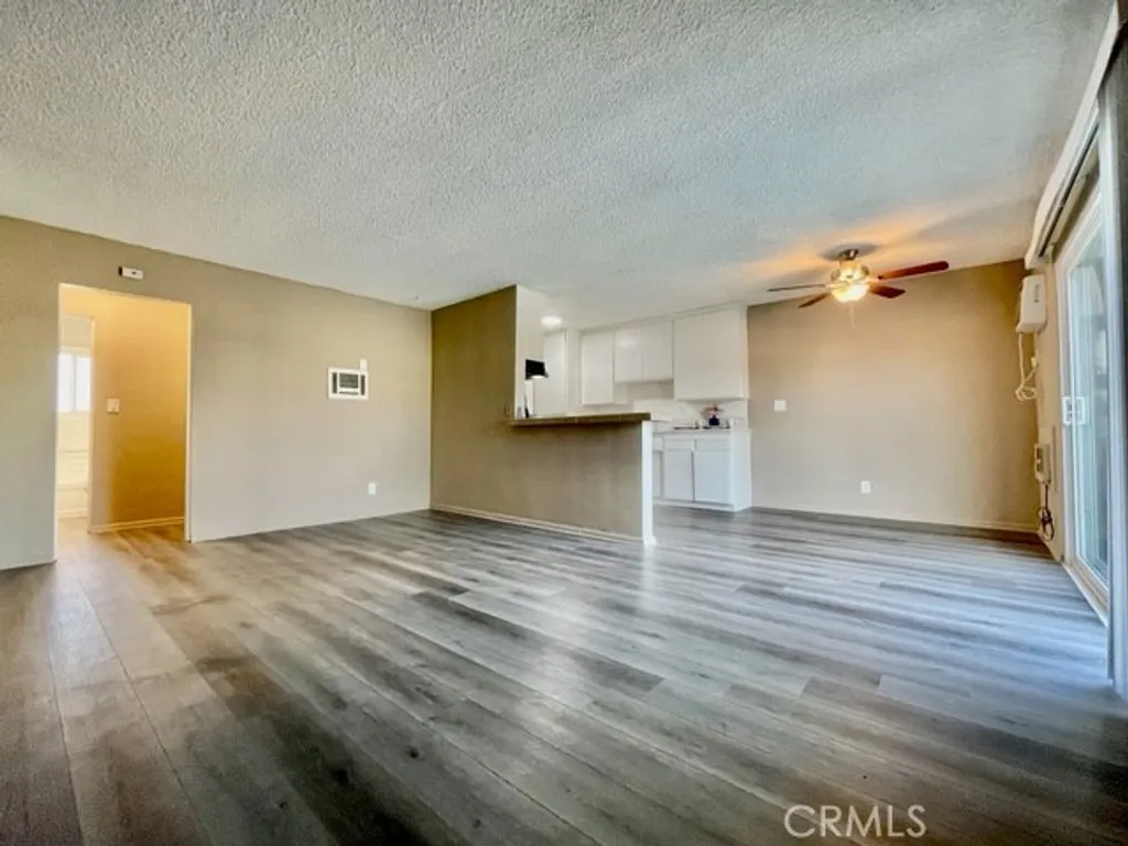 Additional image 20 of 686 E Cottonwood Road Unit E, Palm Springs, CA 92262