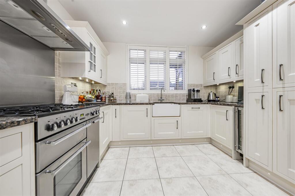 Additional image 7 of Radlett Road, Frogmore, St. Albans