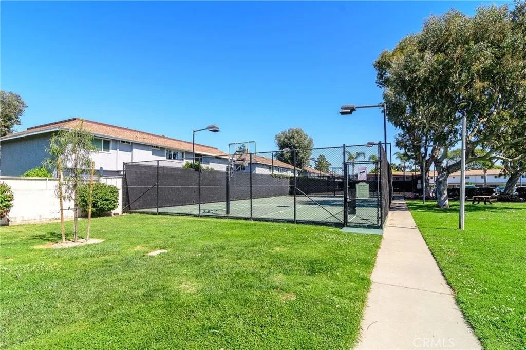 Additional image 77 of 9586 Cornwall Dr, Huntington Beach, CA 92646