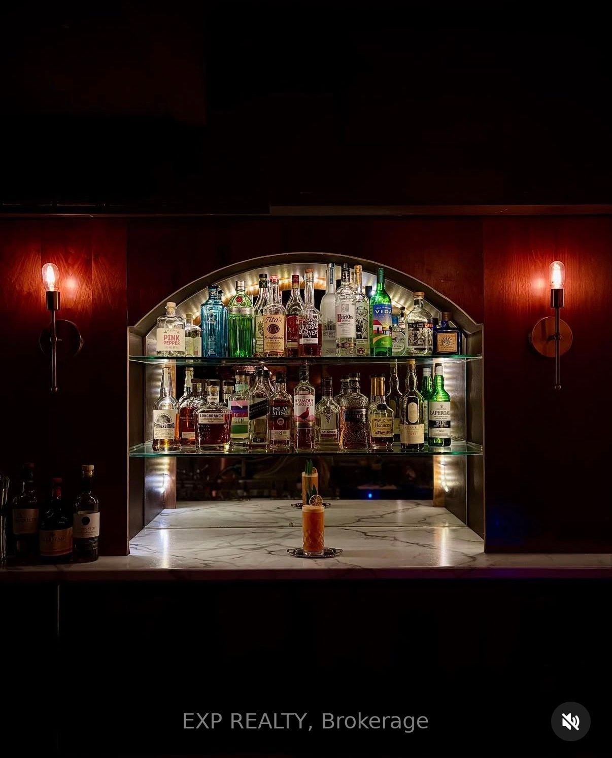 1B-33 Queen Street S, Kitchener, ON, N2G 1V8