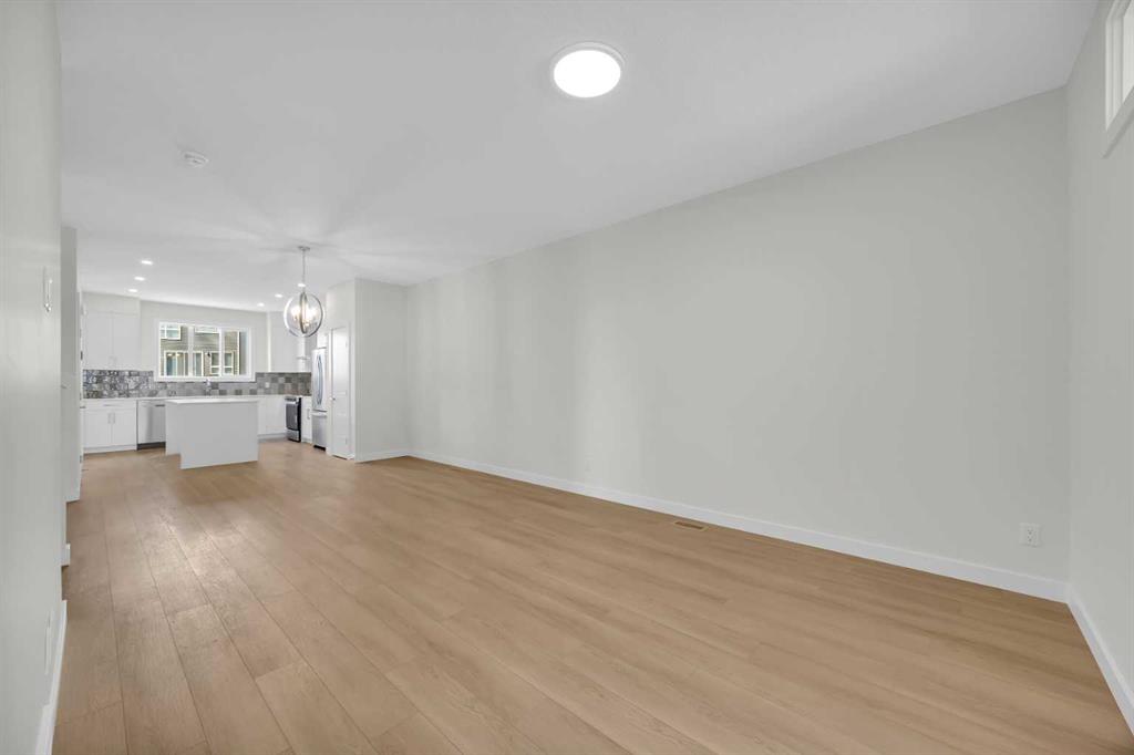 Additional image 4 of 619 Homestead Drive NE, Calgary, AB, T3J 5V9