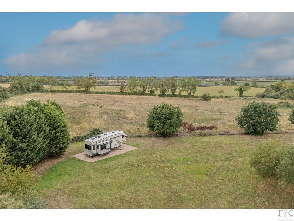 Additional image 32 of 5 bed country house for saleKilby Road, Fleckney LE8