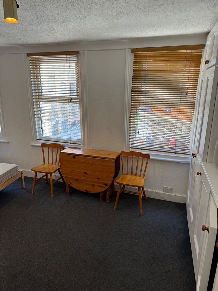 Additional image 3 of Studio Flat, Whitecross St, EC1Y, N1 7GU