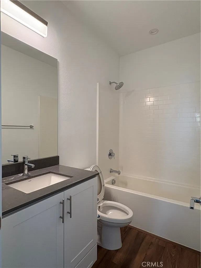 Additional image 43 of 2322 Synergy, Irvine, CA 92614