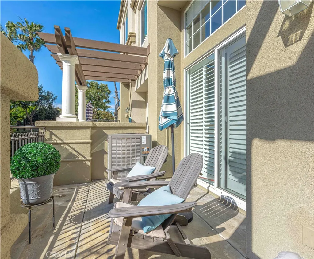 Additional image 41 of 19271 Surfwave Drive, Huntington Beach, CA 92648