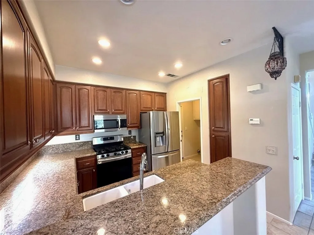 Additional image 9 of 948 S Brianna Way, Anaheim Hills, CA 92808