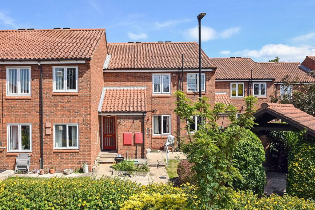 2 bed flat for saleMistral Court, York YO31
