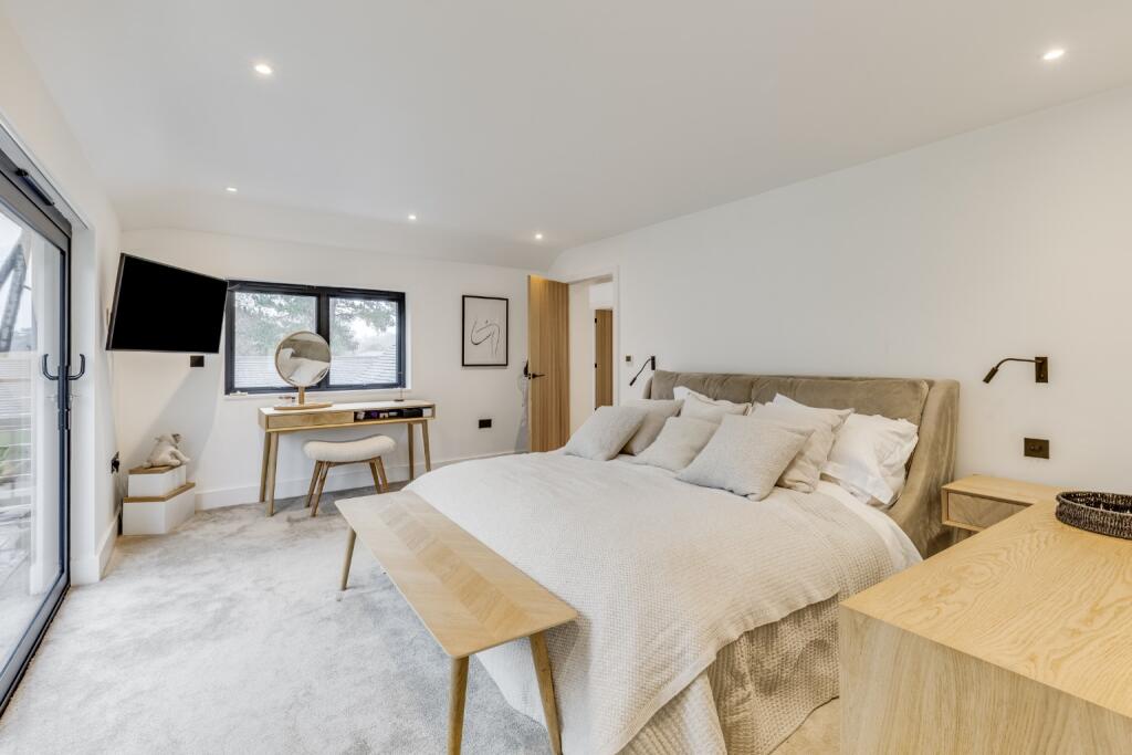 Additional image 11 of Vera Lane, Welwyn, Hertfordshire, AL6 0EW