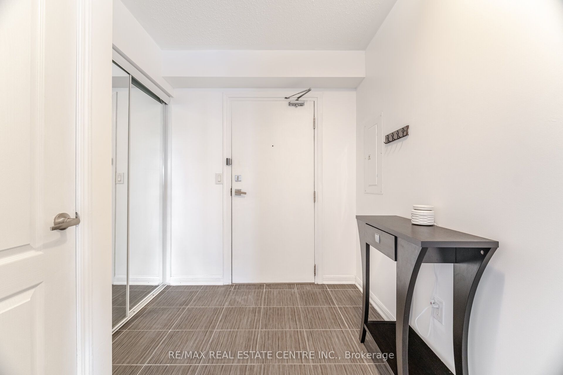 Additional image 5 of 203-1005 Nadalin Heights, Milton, ON, L9T 8R4